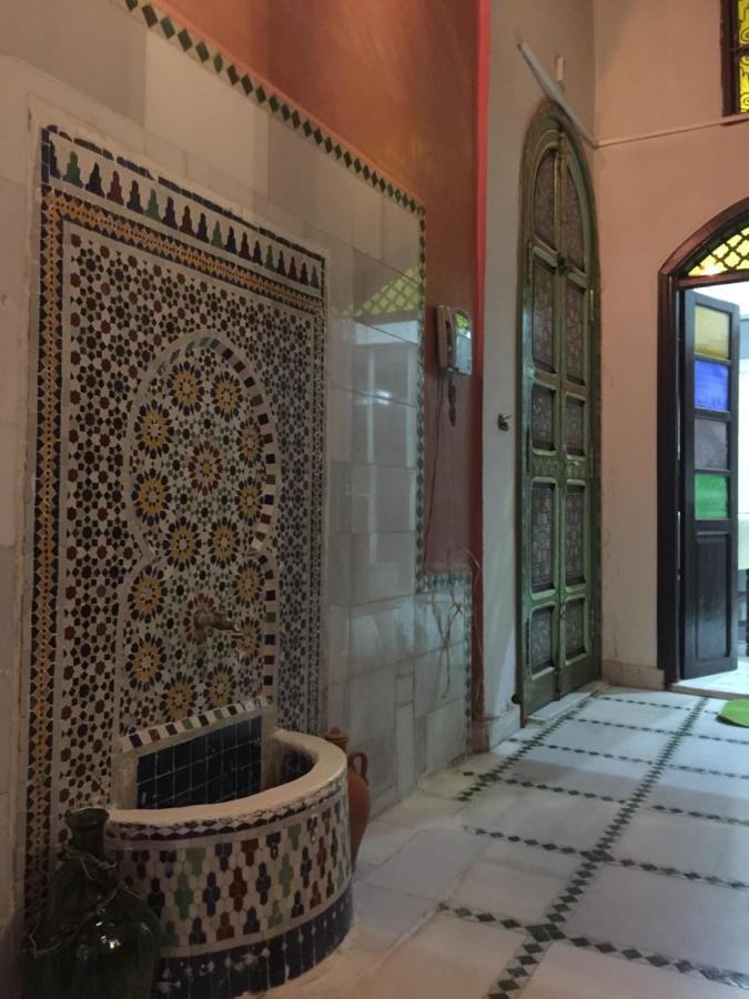Riad Alkatib Meknes Luaran gambar