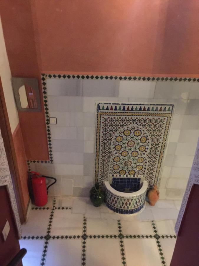 Riad Alkatib Meknes Luaran gambar