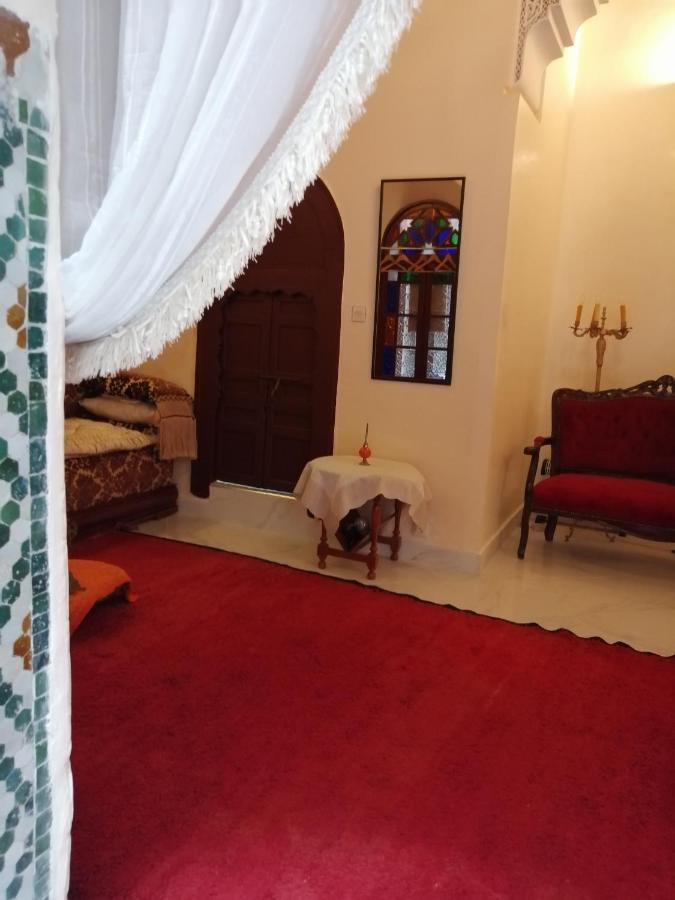 Riad Alkatib Meknes Luaran gambar