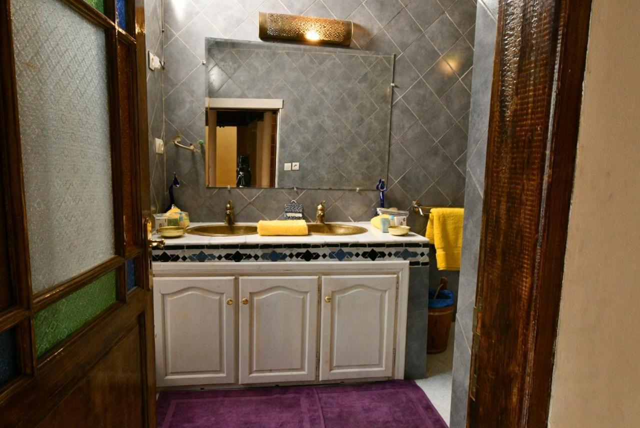 Riad Alkatib Meknes Luaran gambar