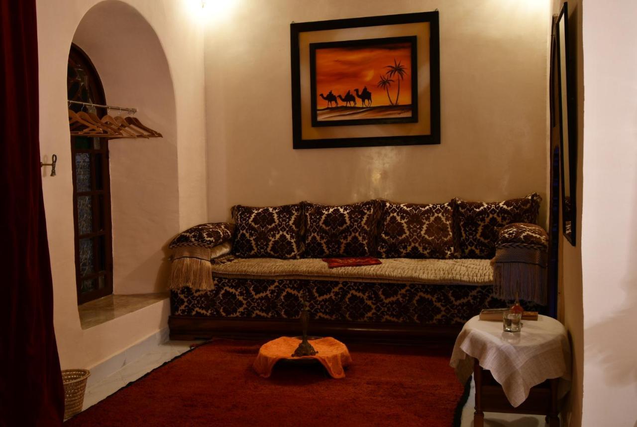 Riad Alkatib Meknes Luaran gambar