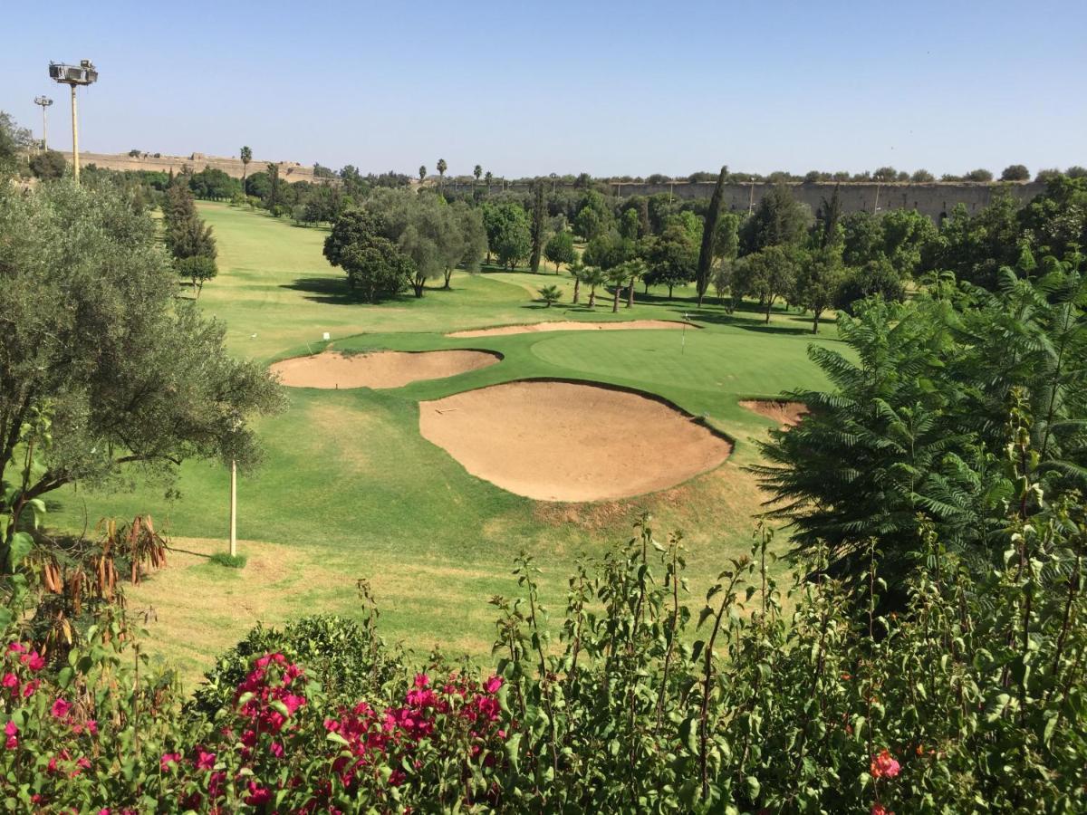 Riad Alkatib Meknes Luaran gambar