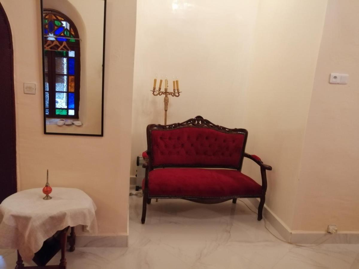 Riad Alkatib Meknes Luaran gambar