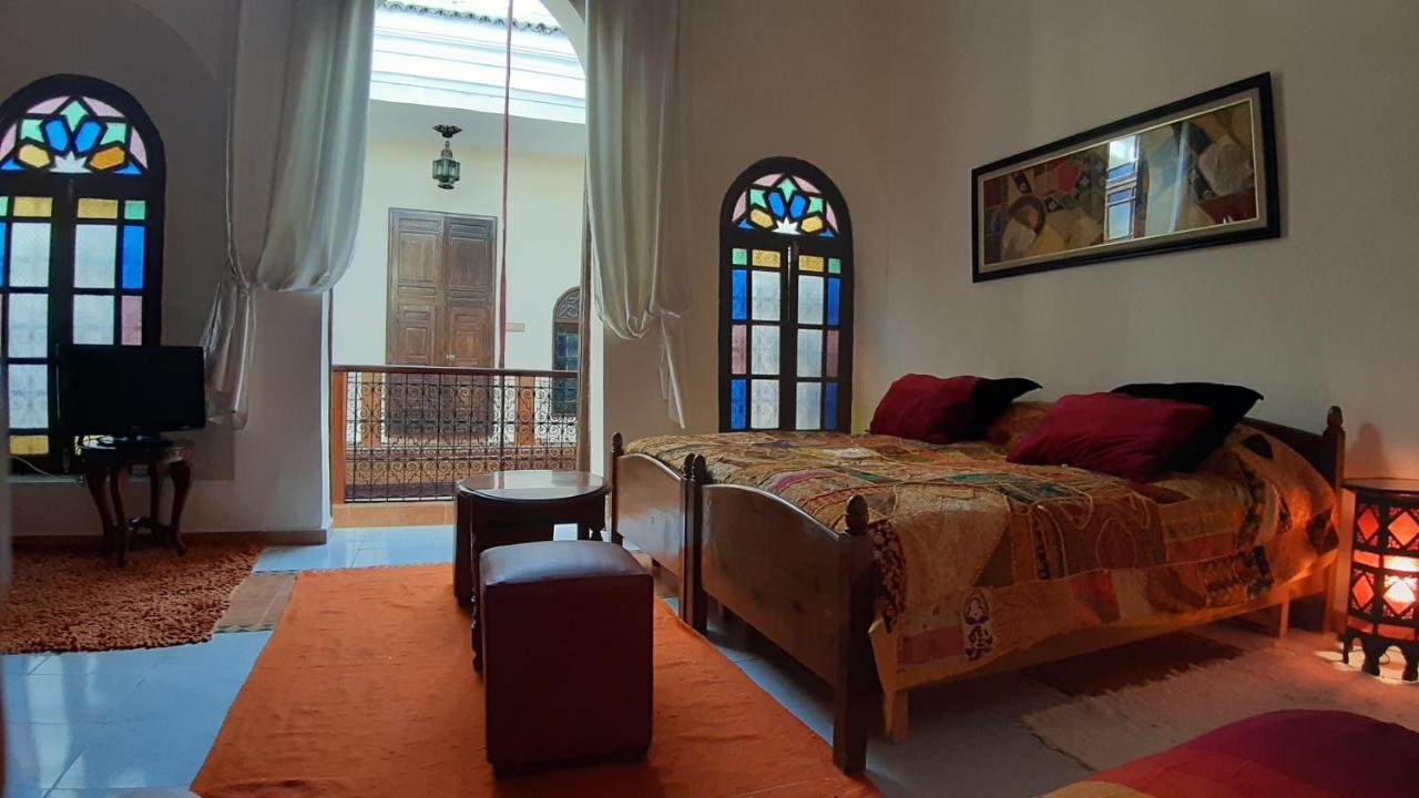 Riad Alkatib Meknes Luaran gambar